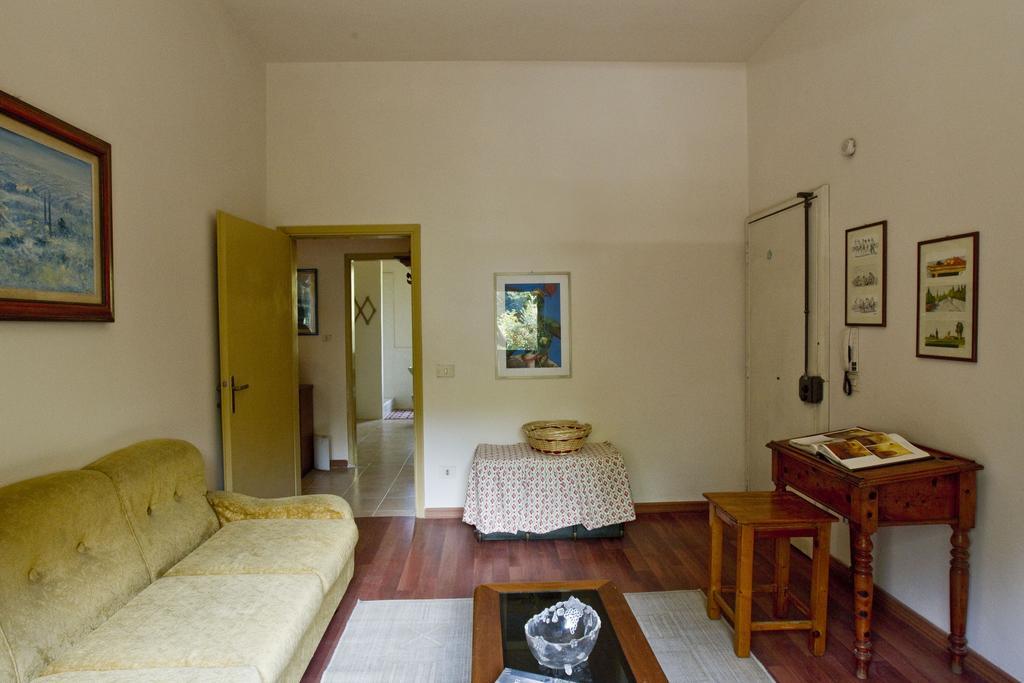 Residenza Ruggini Villa Флоренция Стая снимка